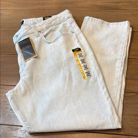 Lee Legendary Women’s Moon light Mid-rise straight crop Jeans. NWT Sise 16 M - Picture 7 of 12